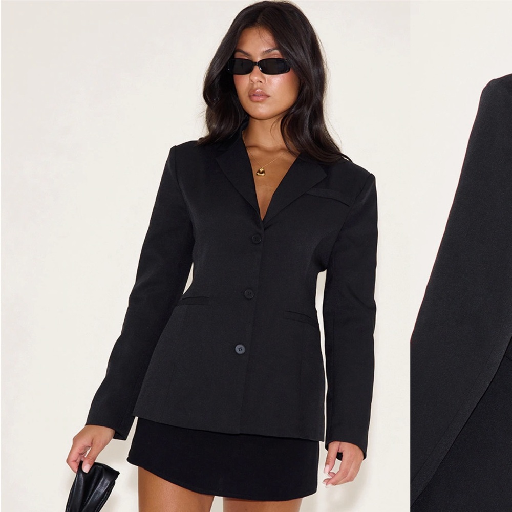 NEVER WORN Chic Black Blazer with back cinching detail.